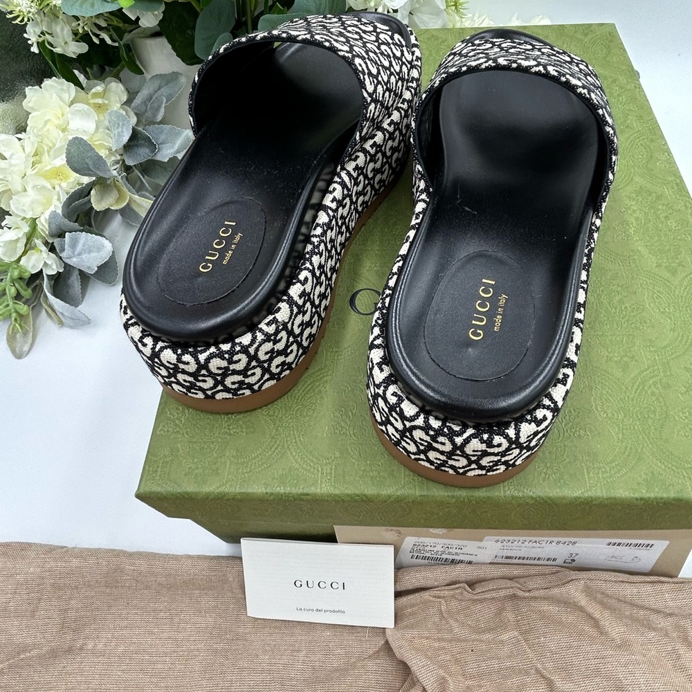 Women's Gucci, Angelina platform, thong sandals size 37 made in Italy - Picture 10 of 11